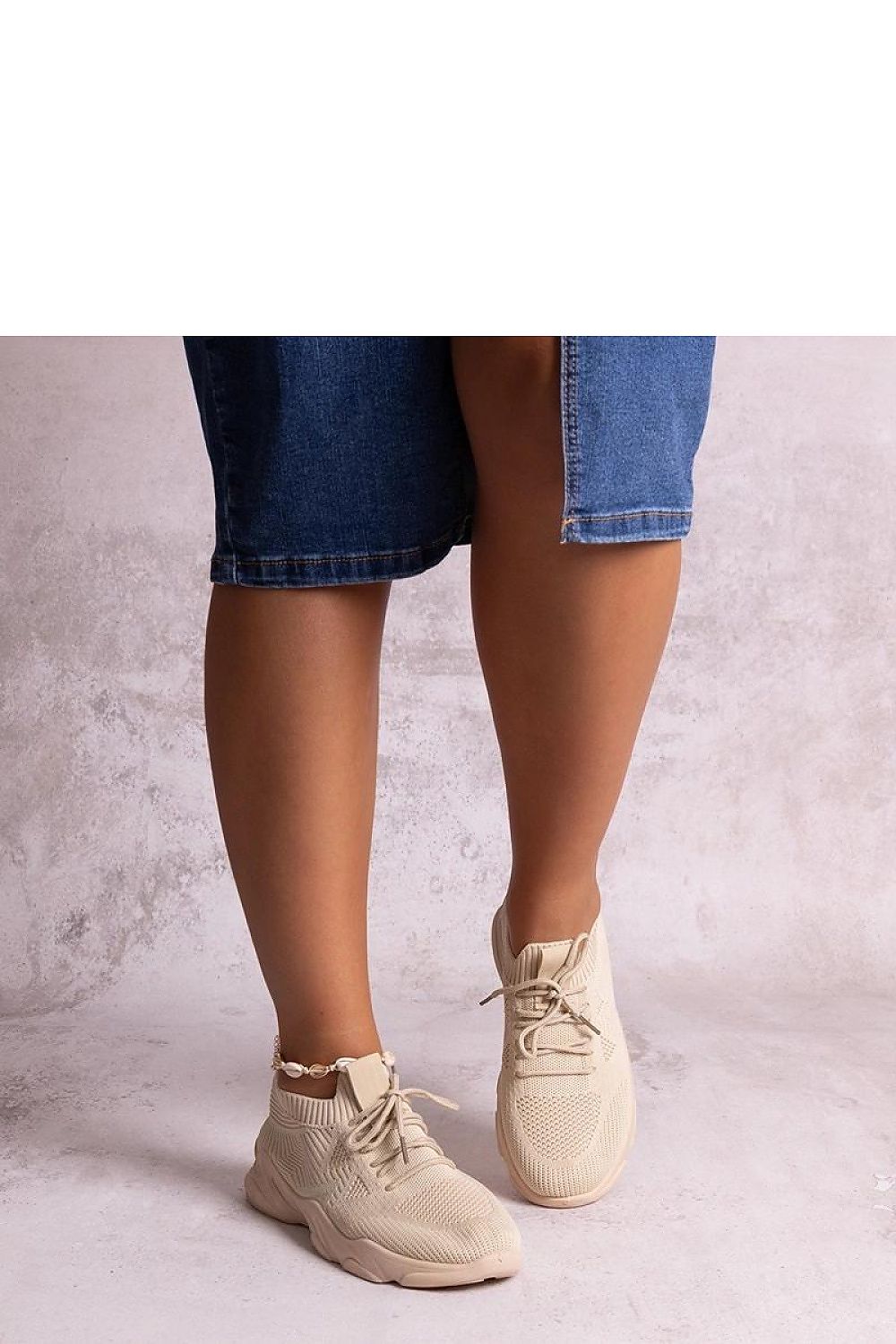 Baskets model 207230 Solea