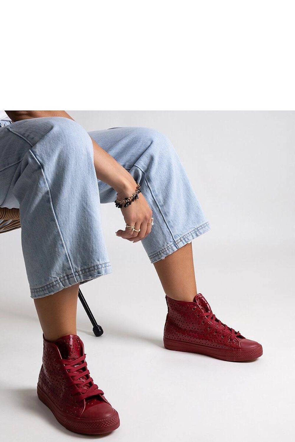 Baskets model 207239 Solea