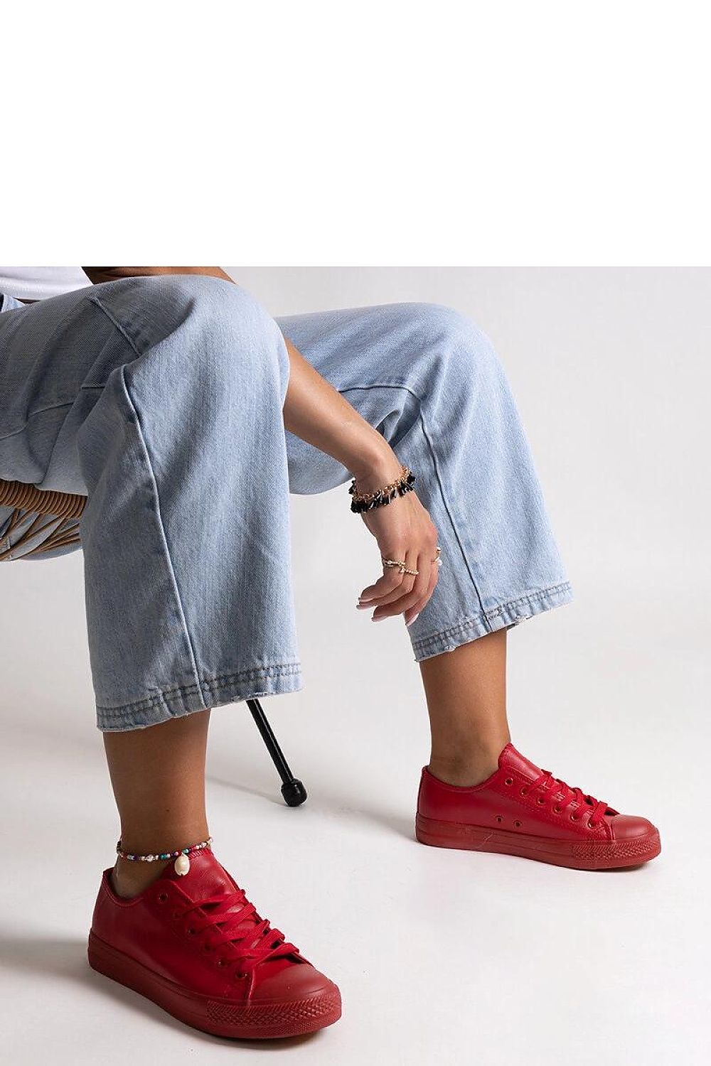 Baskets model 207240 Solea