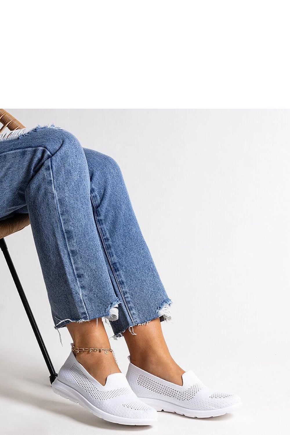 Baskets model 207247 Solea