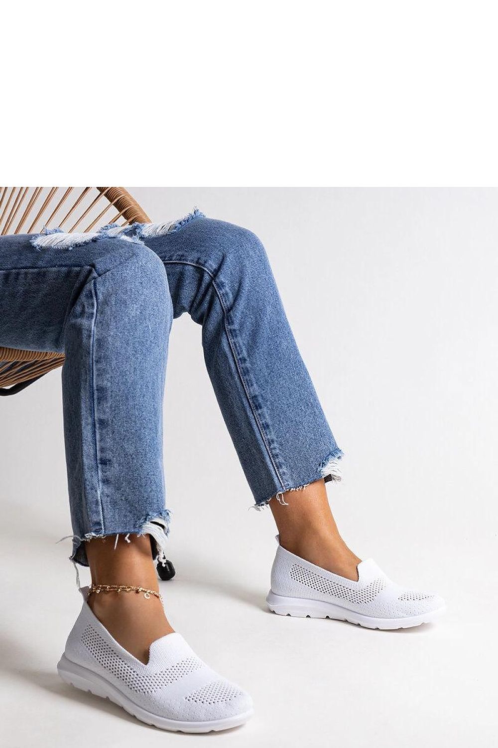 Baskets model 207247 Solea