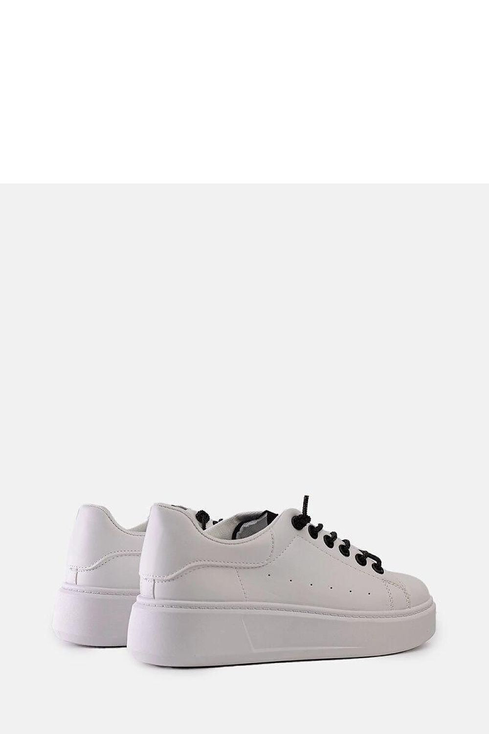 Baskets model 207257 Solea