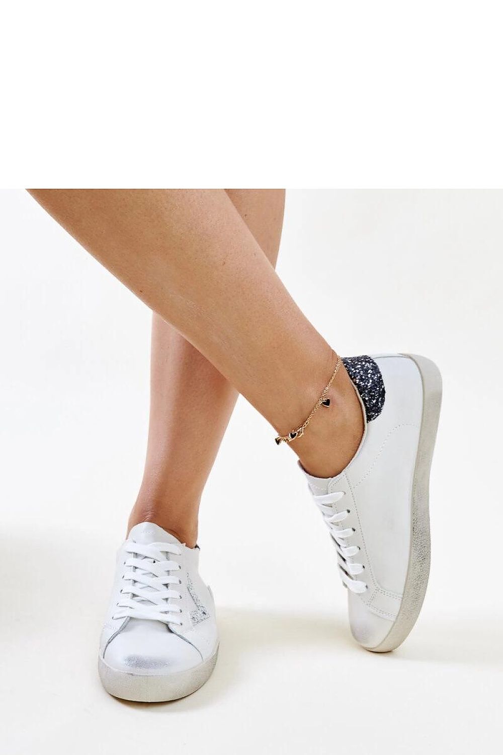 Baskets model 207282 Solea