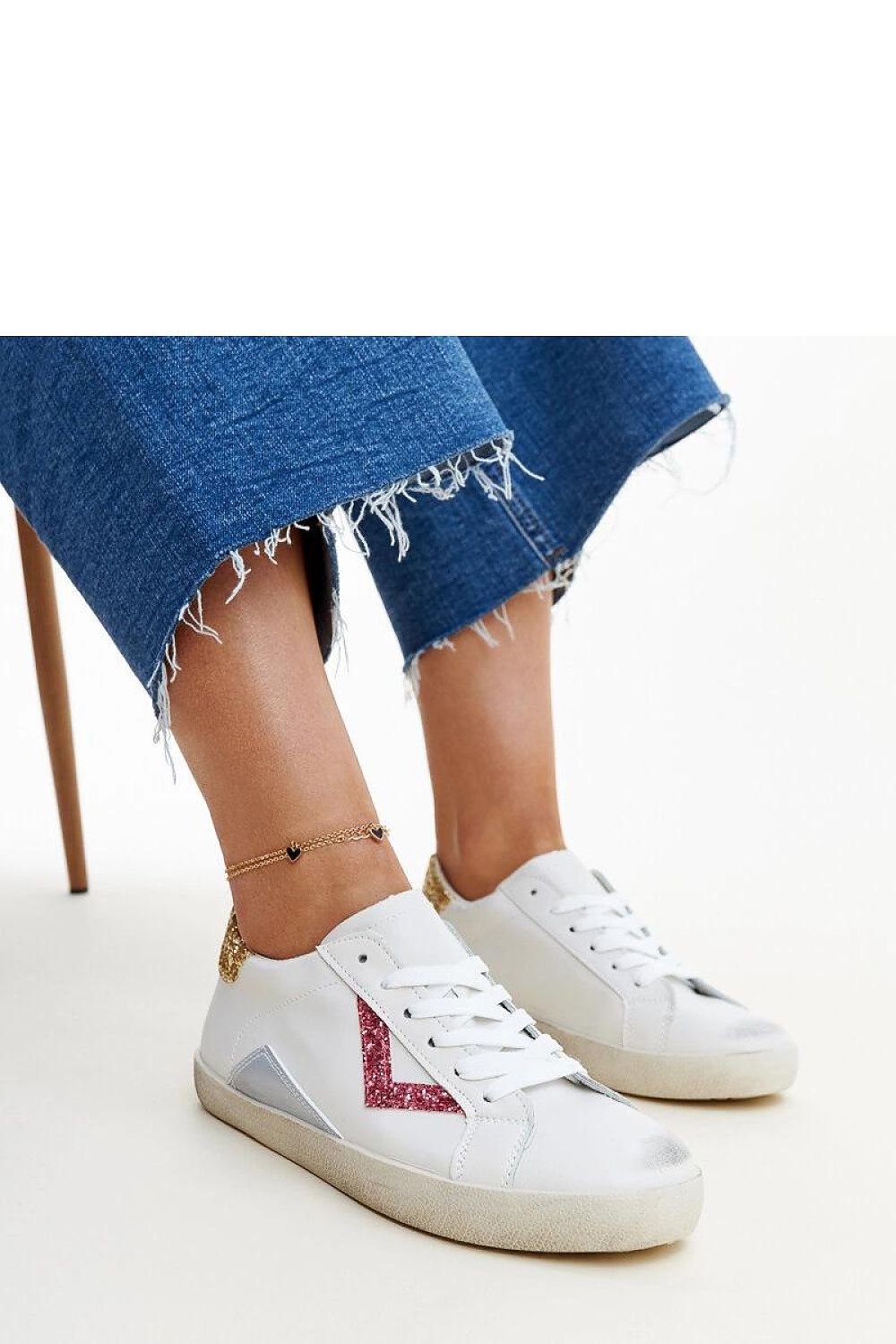 Baskets model 207283 Solea