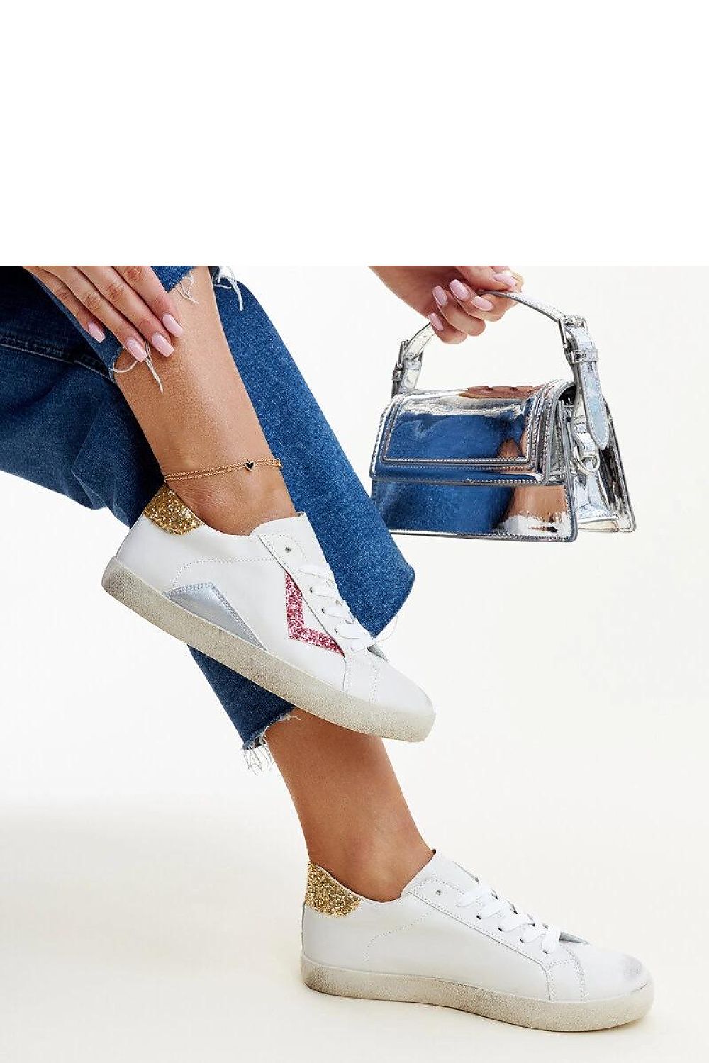 Baskets model 207283 Solea