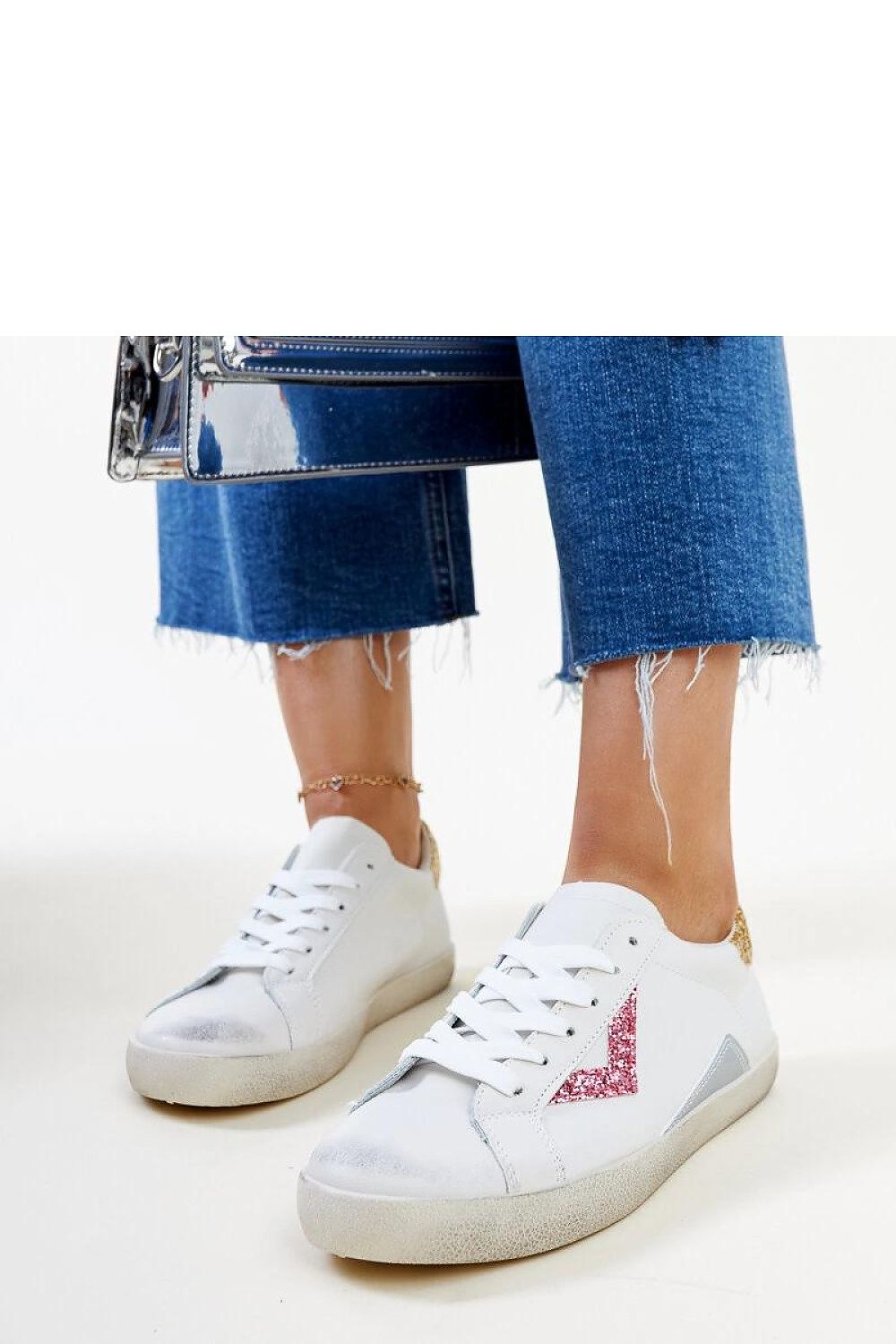 Baskets model 207283 Solea