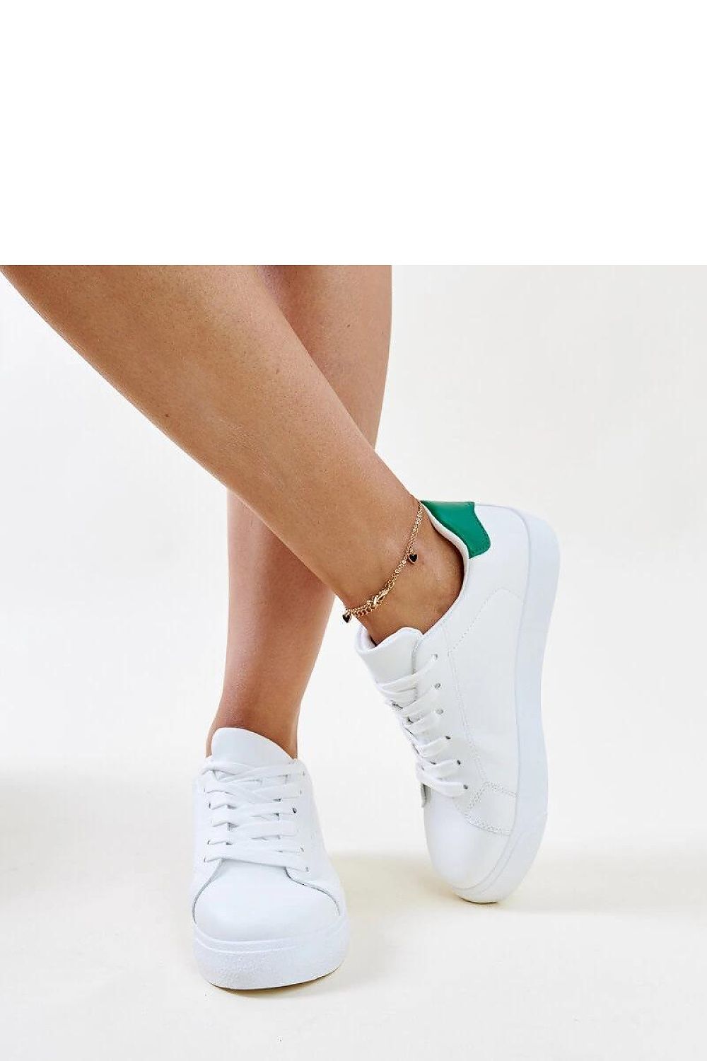 Baskets model 207289 Solea