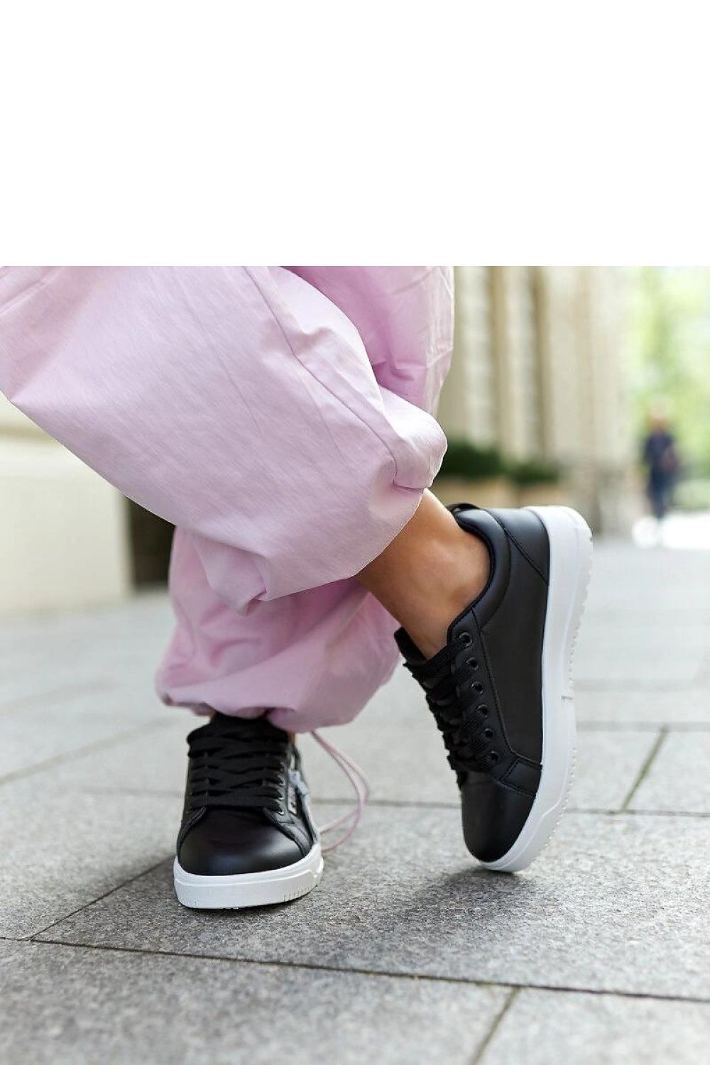 Baskets model 207295 Solea