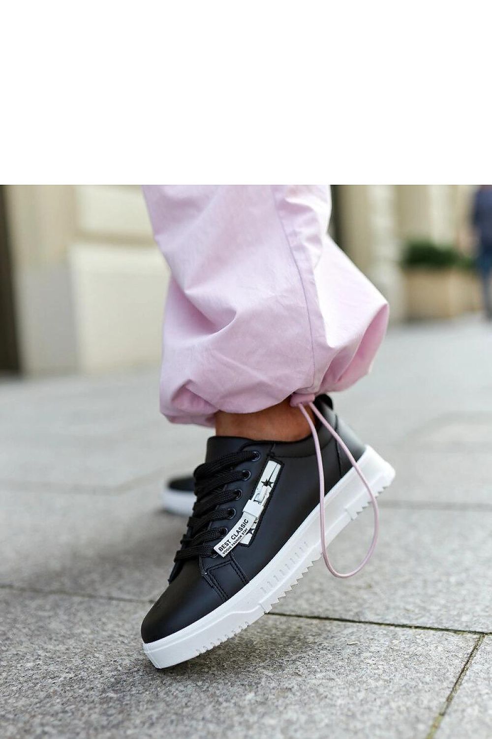 Baskets model 207295 Solea