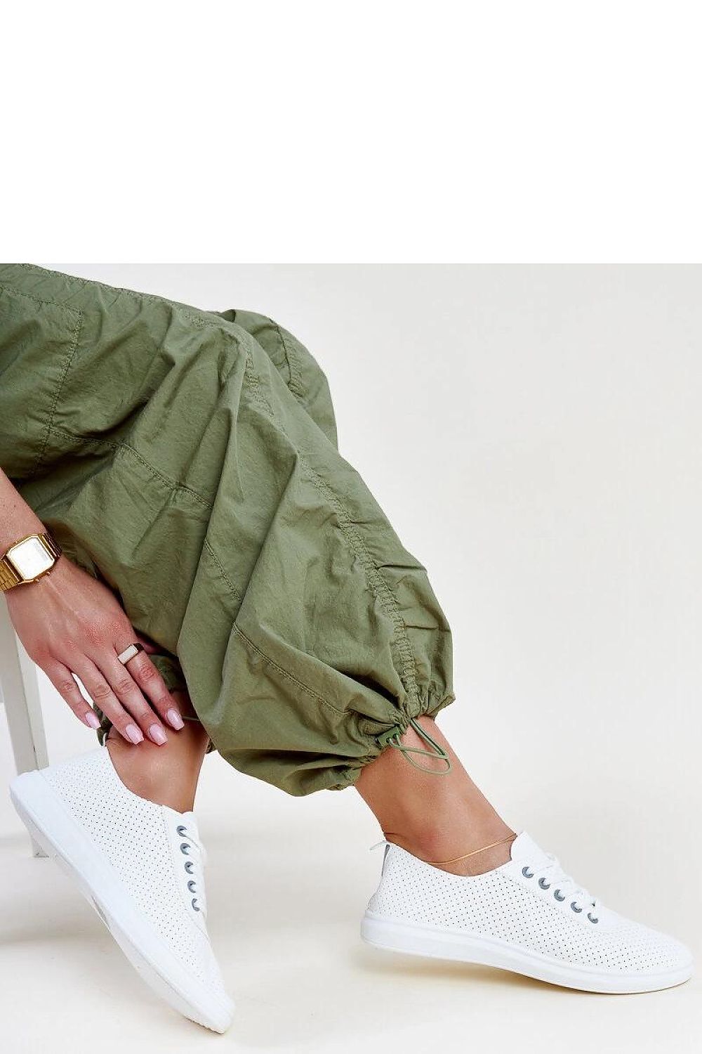 Baskets model 207298 Solea