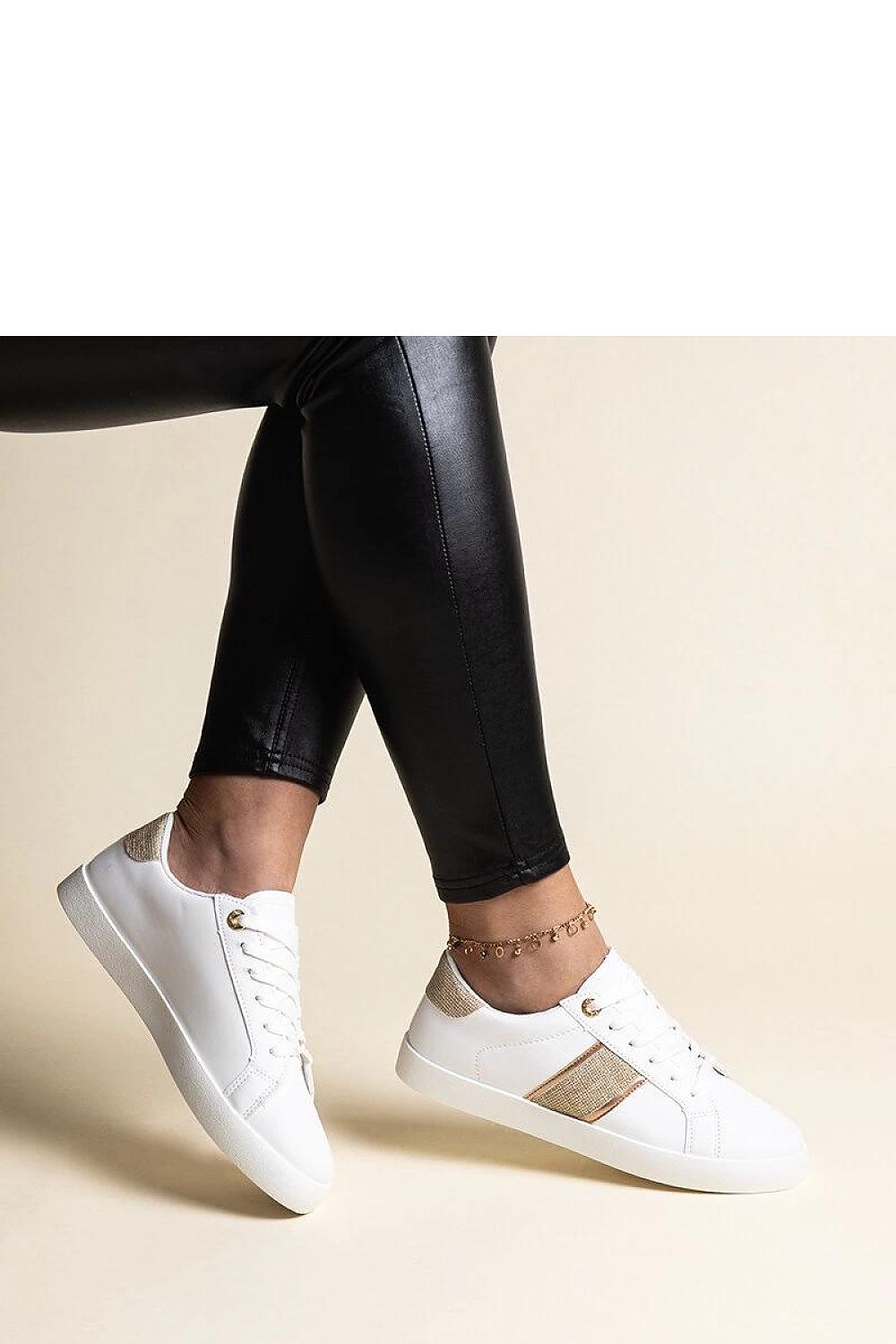 Baskets model 207301 Solea