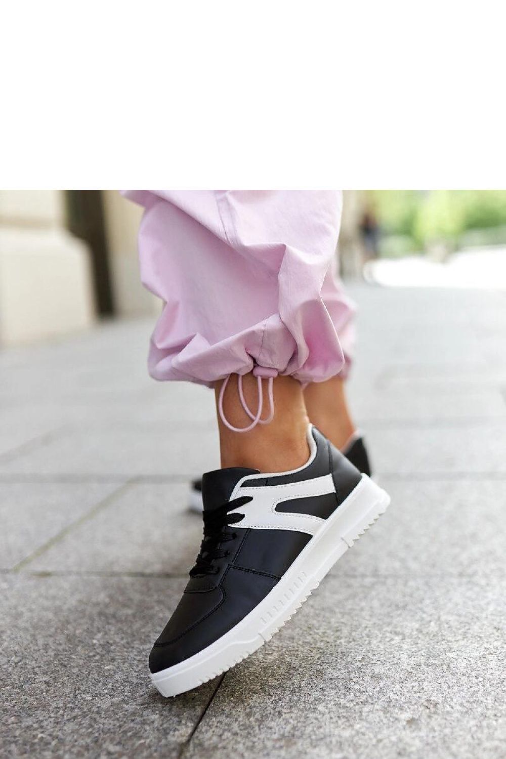 Baskets model 207308 Solea