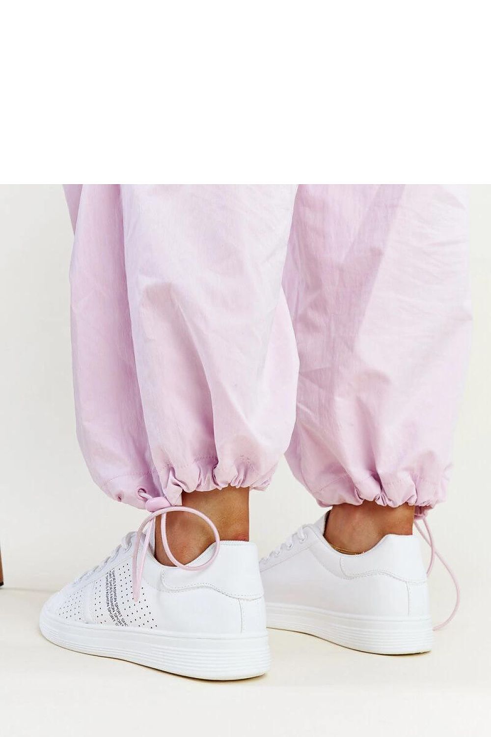 Baskets model 207310 Solea