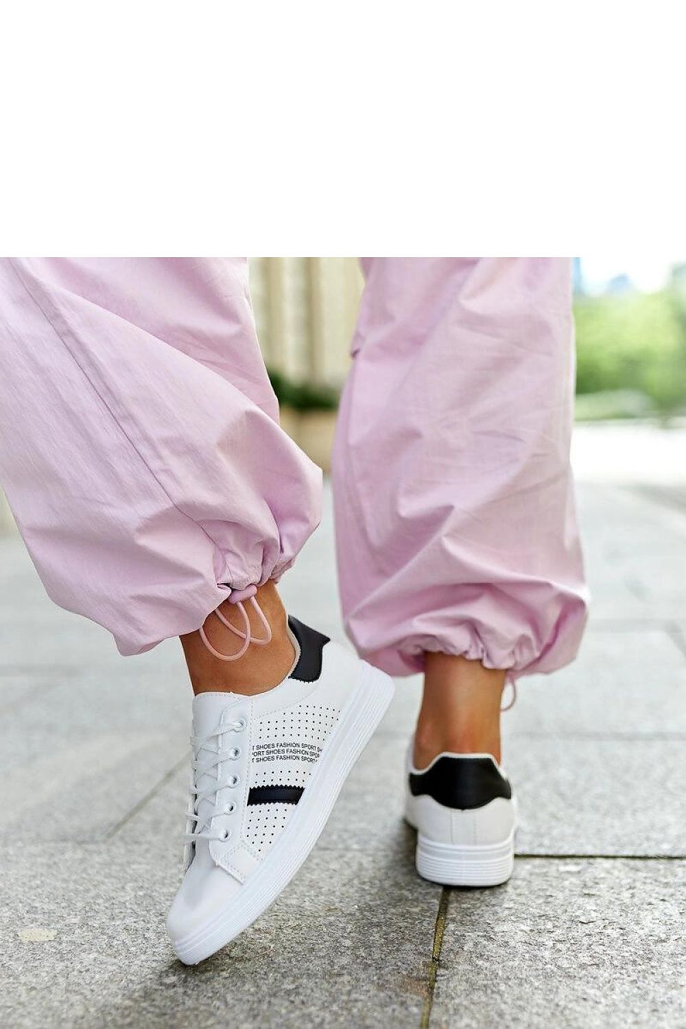 Baskets model 207311 Solea