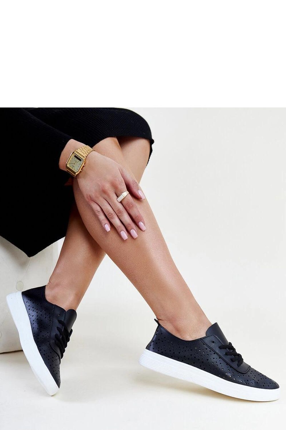 Baskets model 207323 Solea