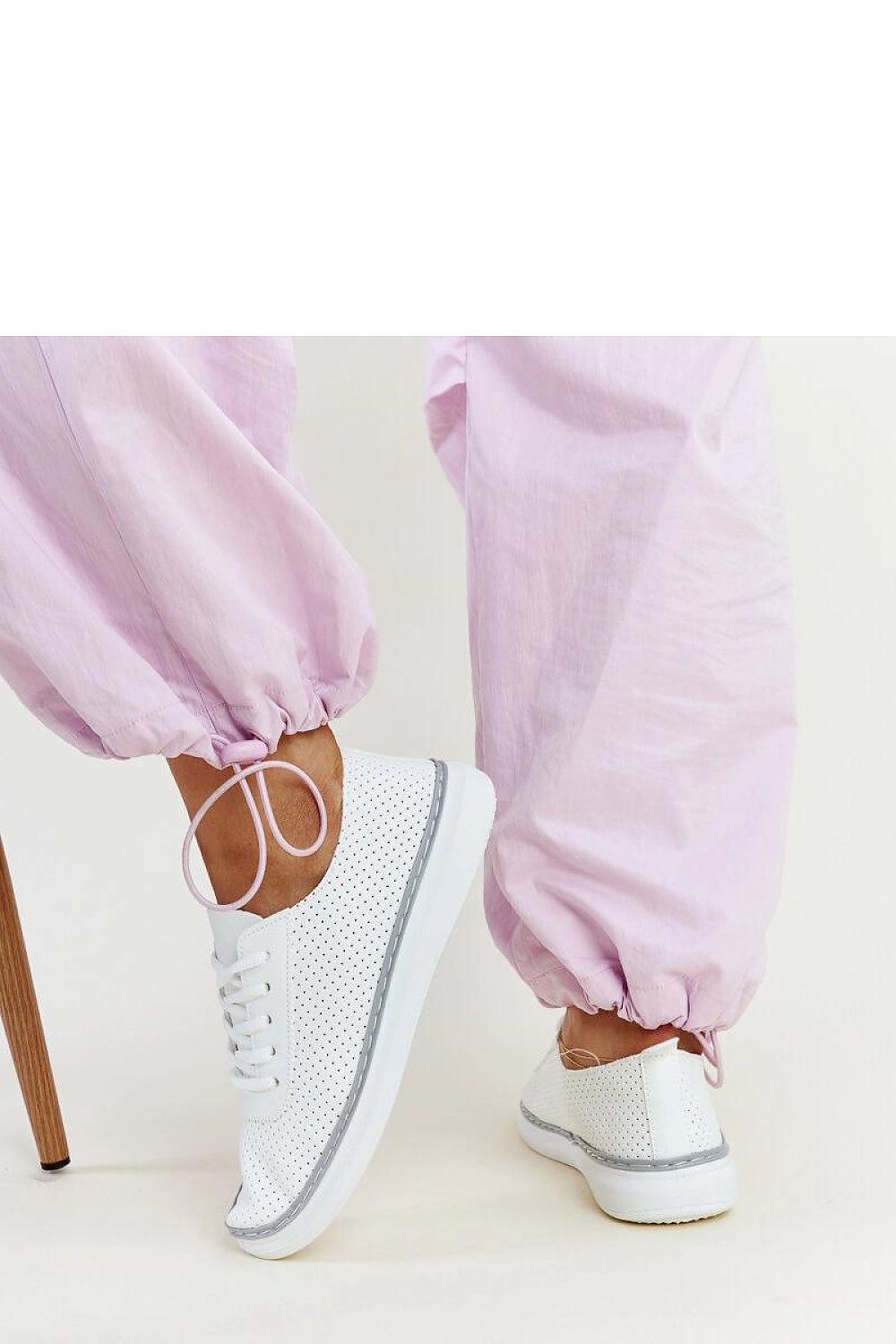 Baskets model 207324 Solea