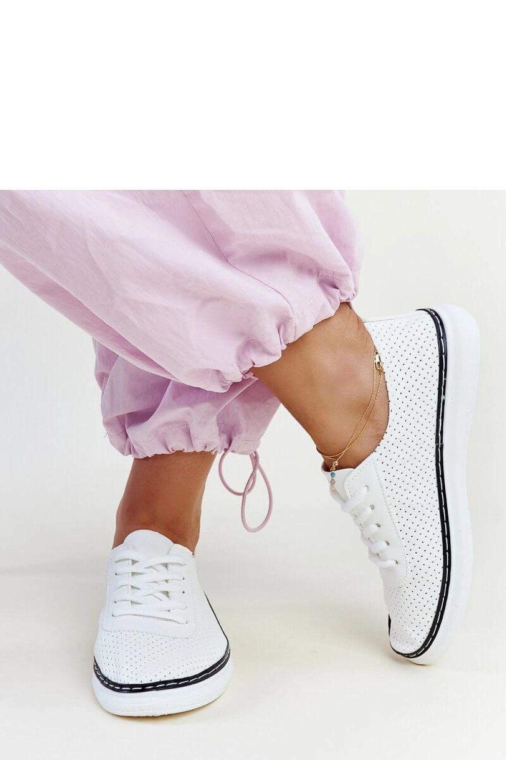 Baskets model 207328 Solea