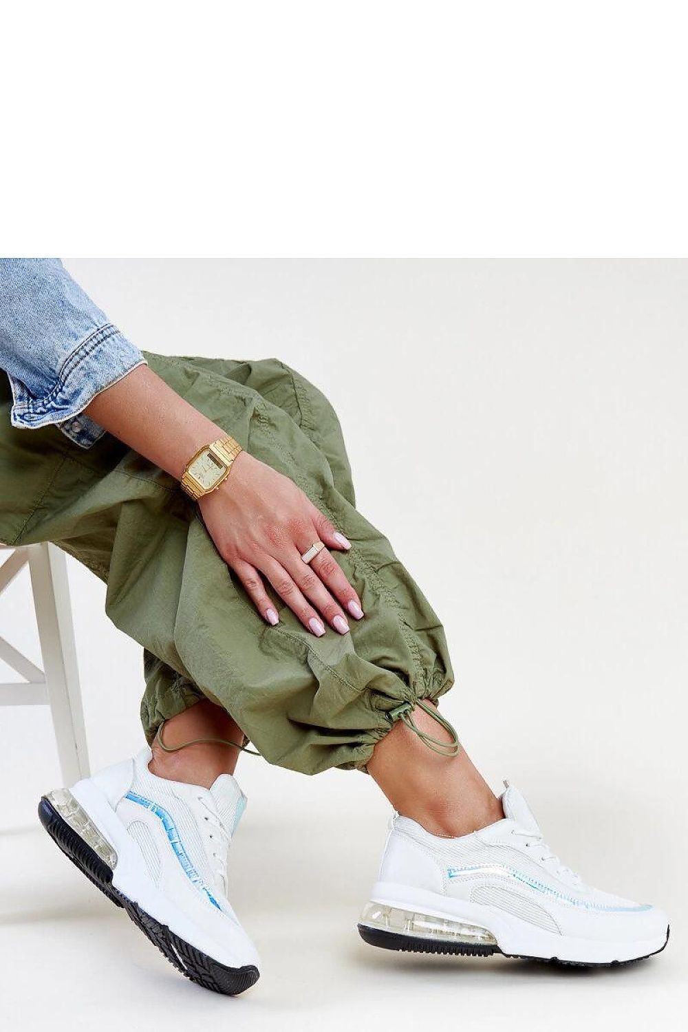 Baskets model 207334 Solea