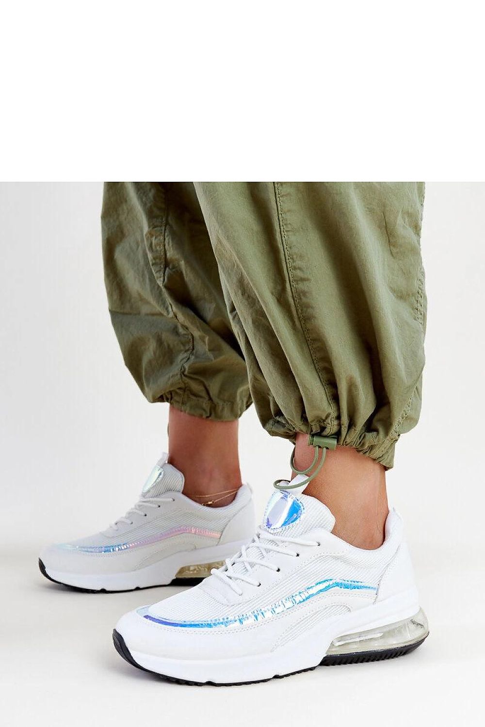 Baskets model 207334 Solea