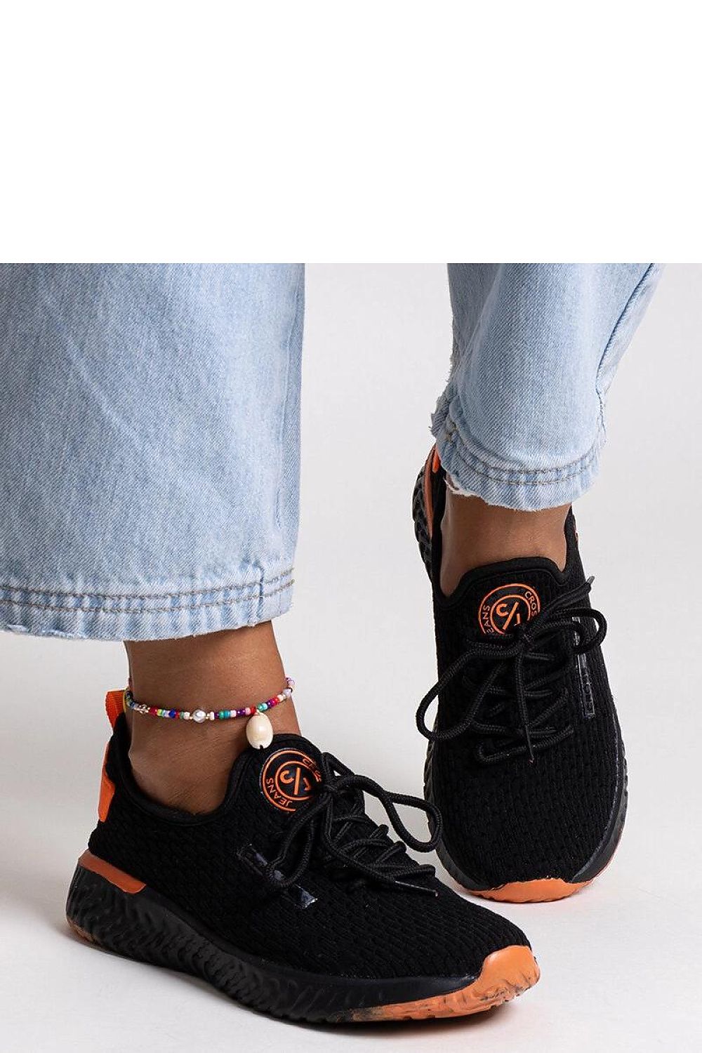 Baskets model 207351 Solea