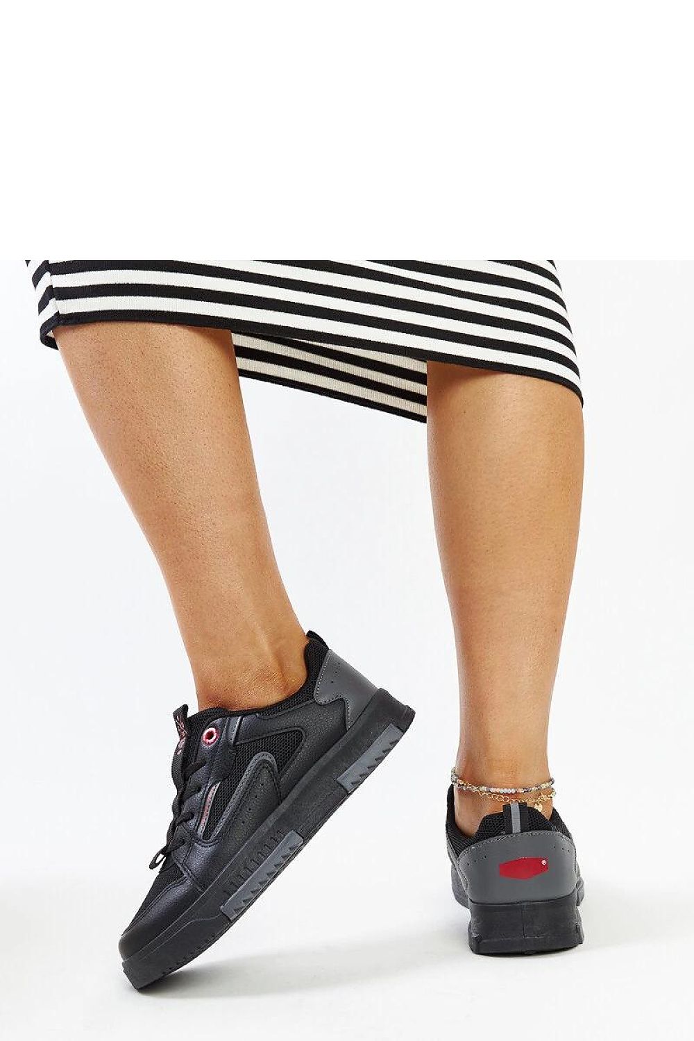 Baskets model 207353 Solea