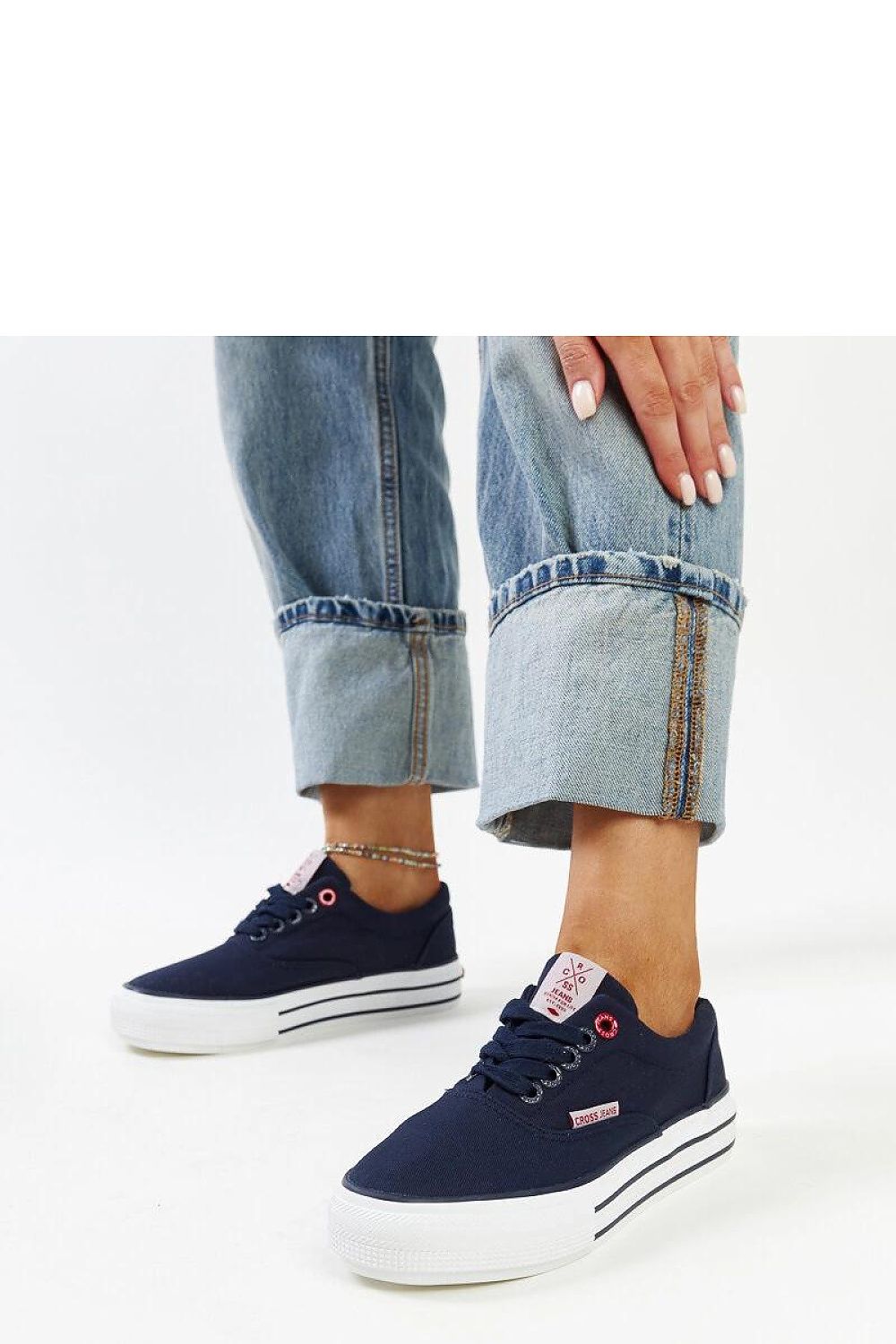 Baskets model 207354 Solea