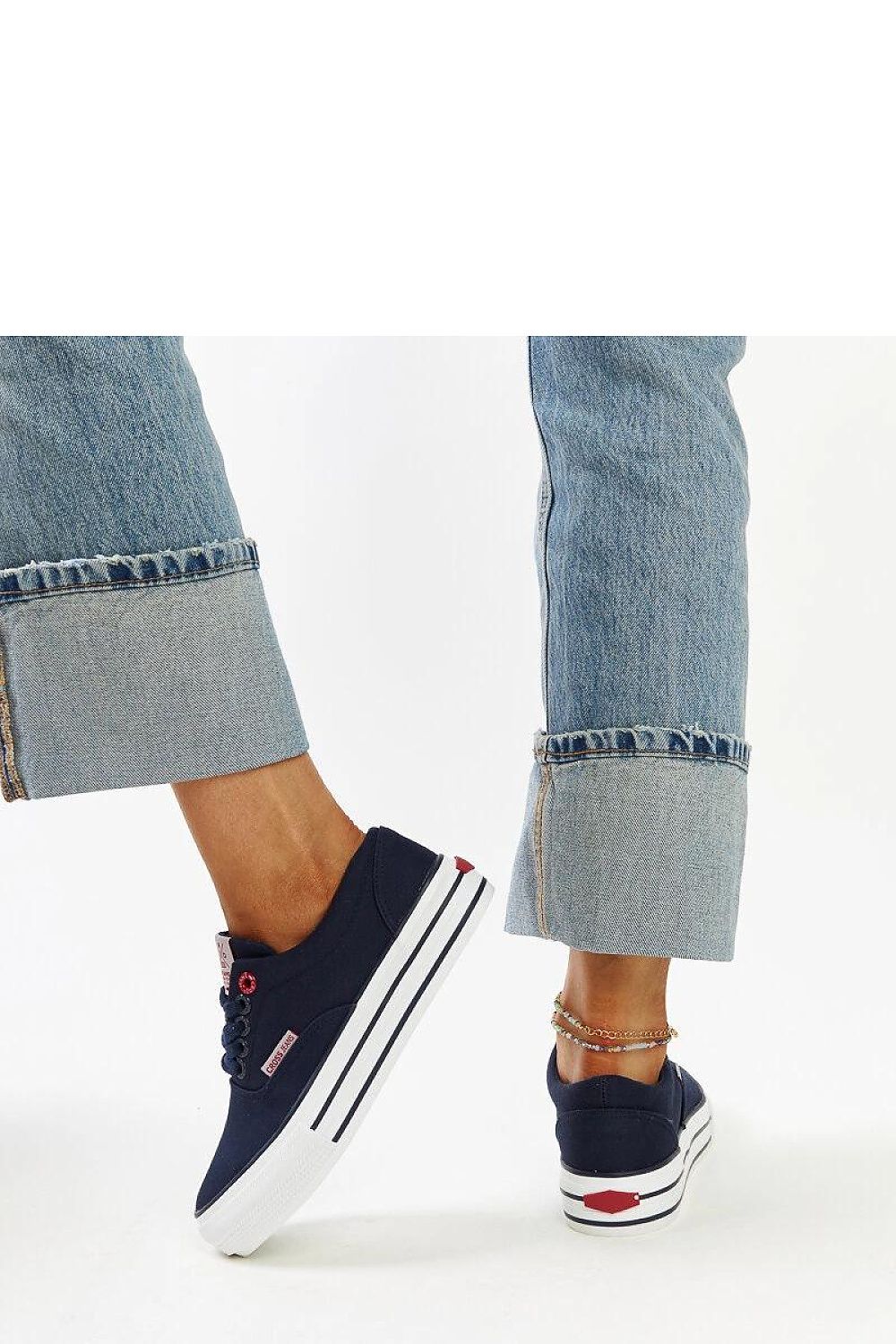 Baskets model 207354 Solea