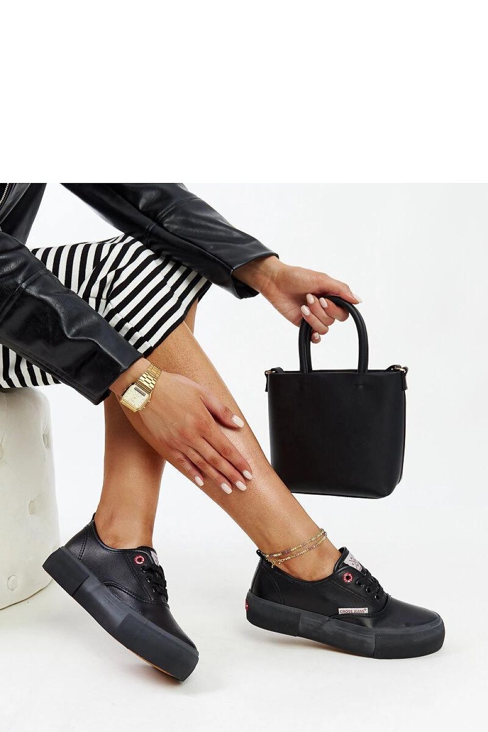 Baskets model 207360 Solea