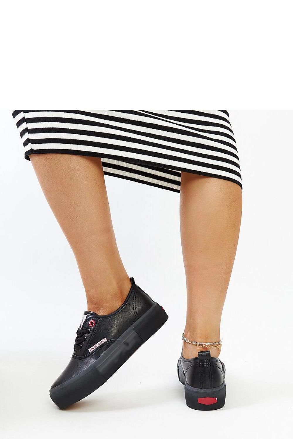 Baskets model 207360 Solea