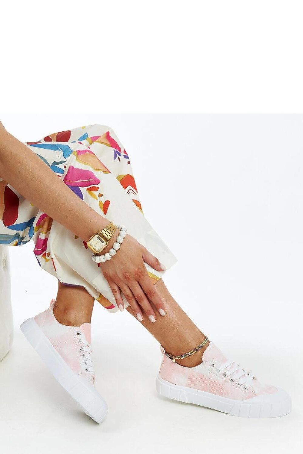 Baskets model 207366 Solea