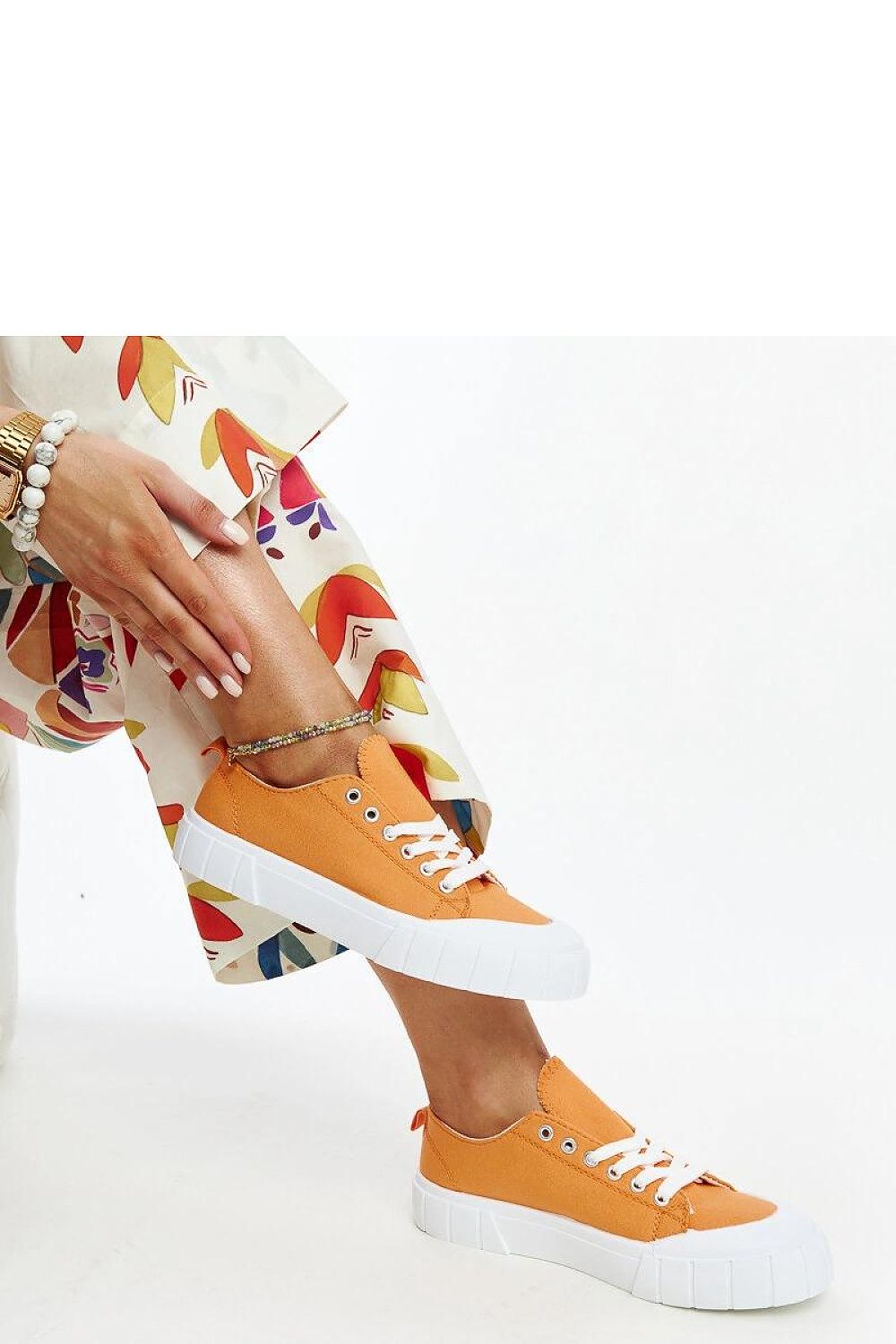 Baskets model 207372 Solea