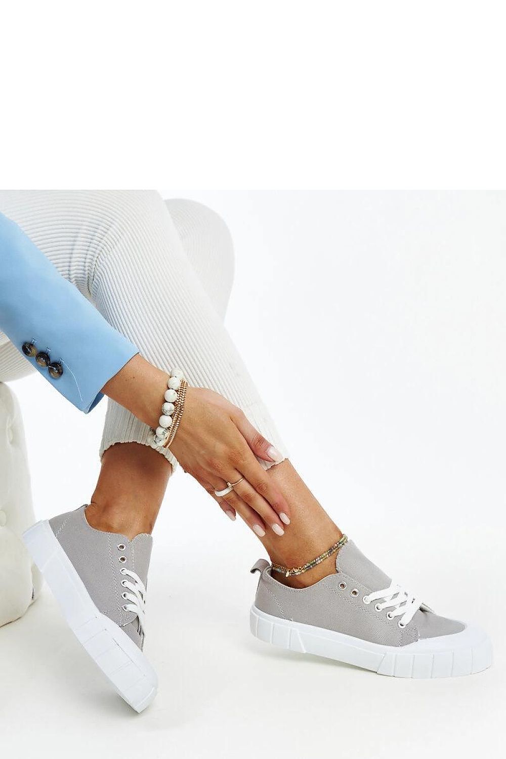 Baskets model 207374 Solea