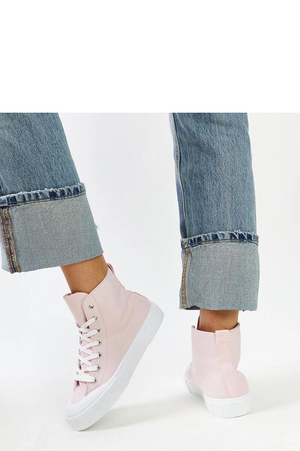 Baskets model 207376 Solea