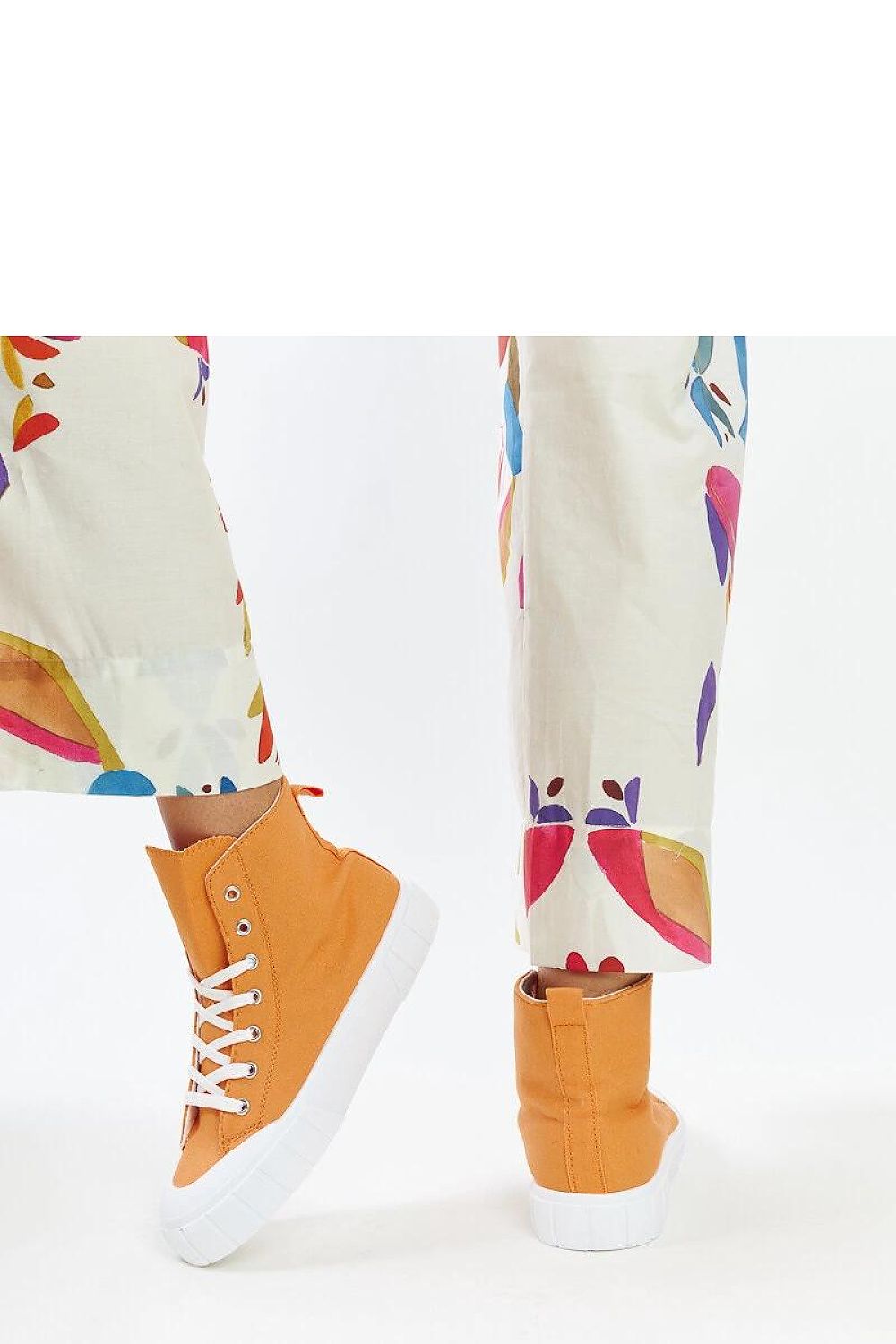 Baskets model 207377 Solea