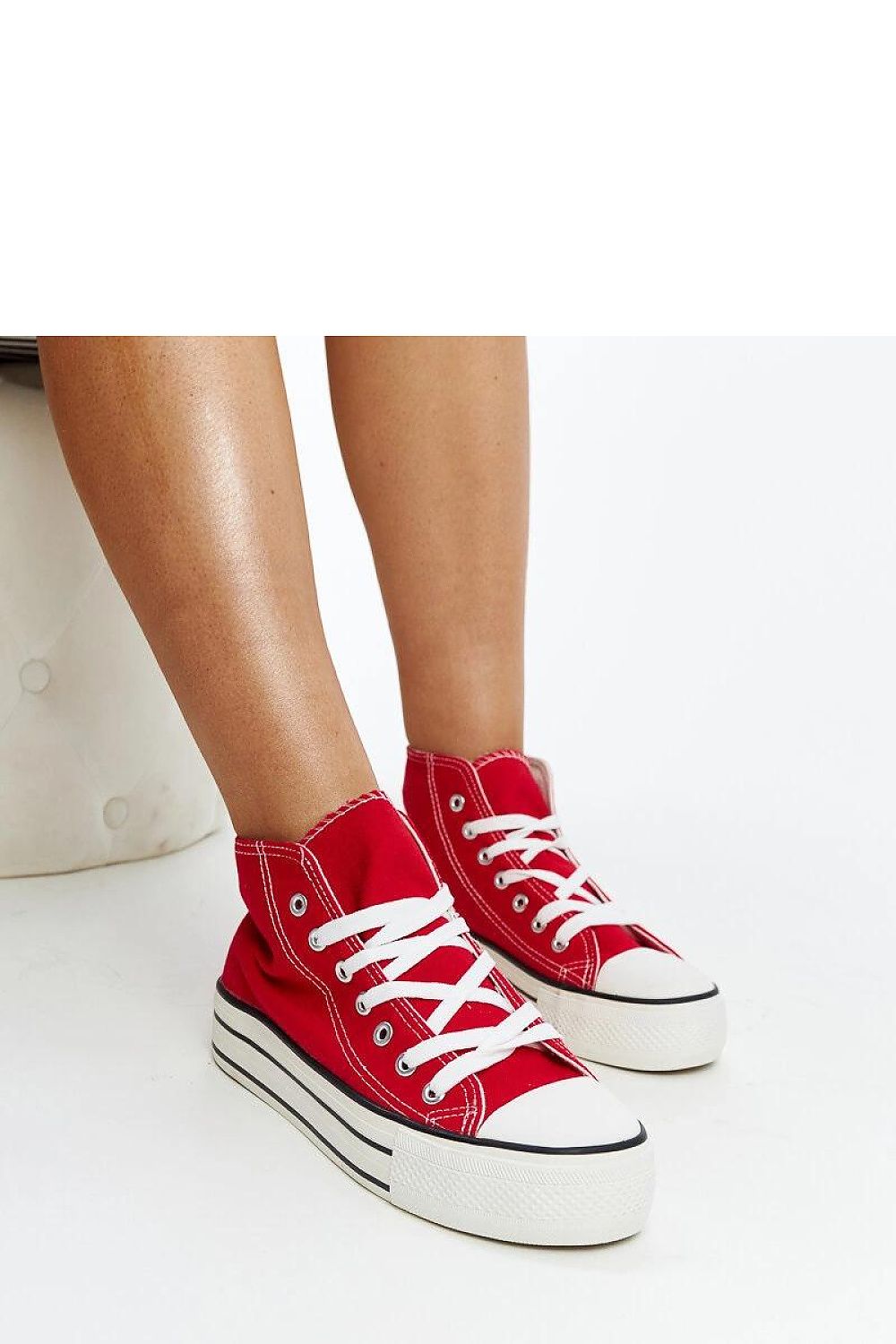 Baskets model 207393 Solea