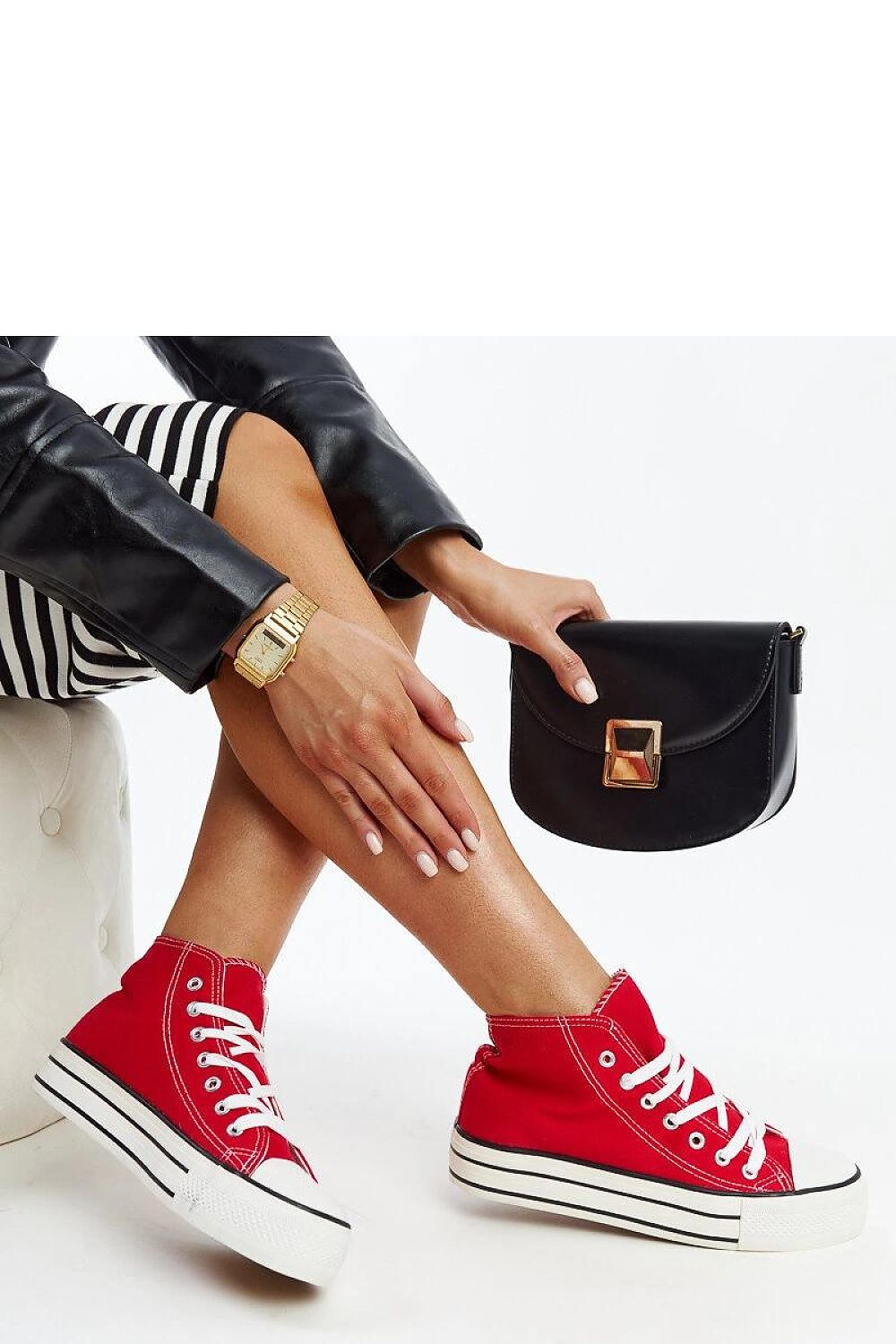 Baskets model 207393 Solea