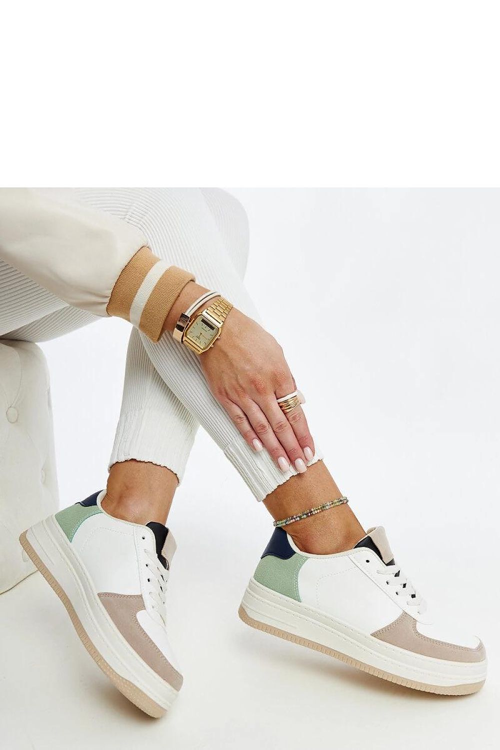 Baskets model 207403 Solea