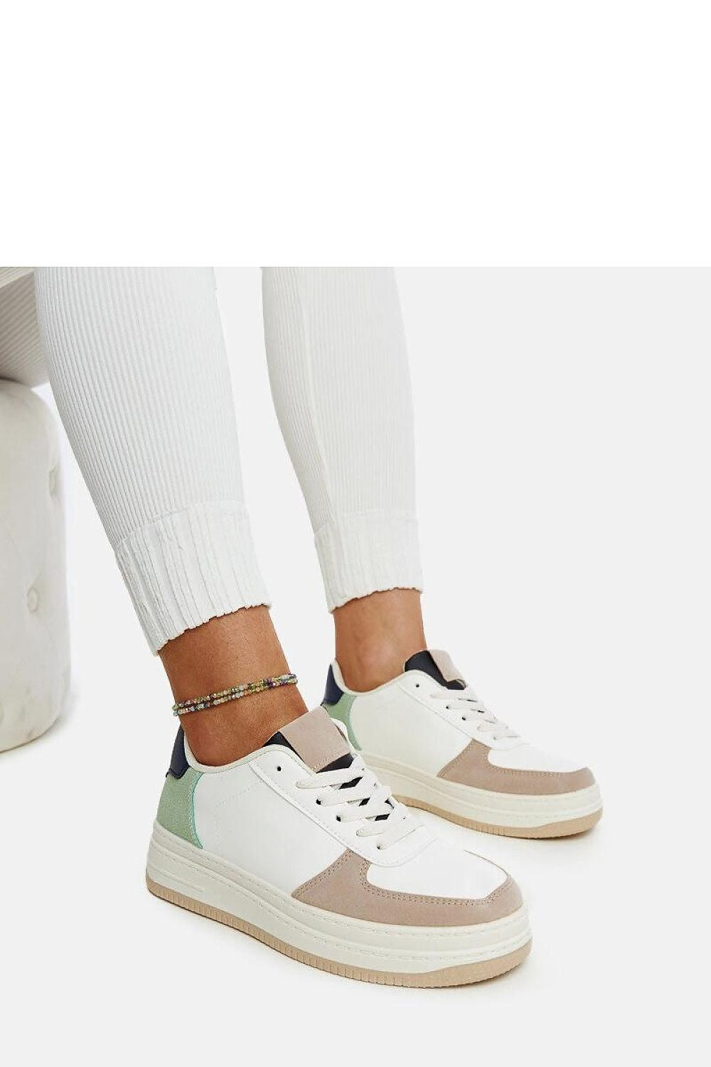 Baskets model 207403 Solea