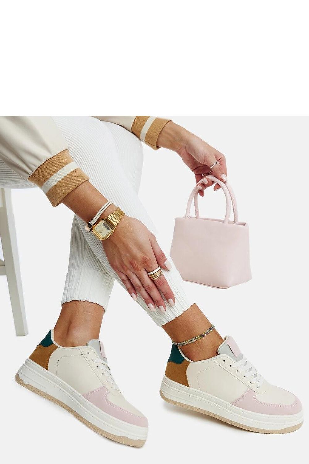 Baskets model 207404 Solea