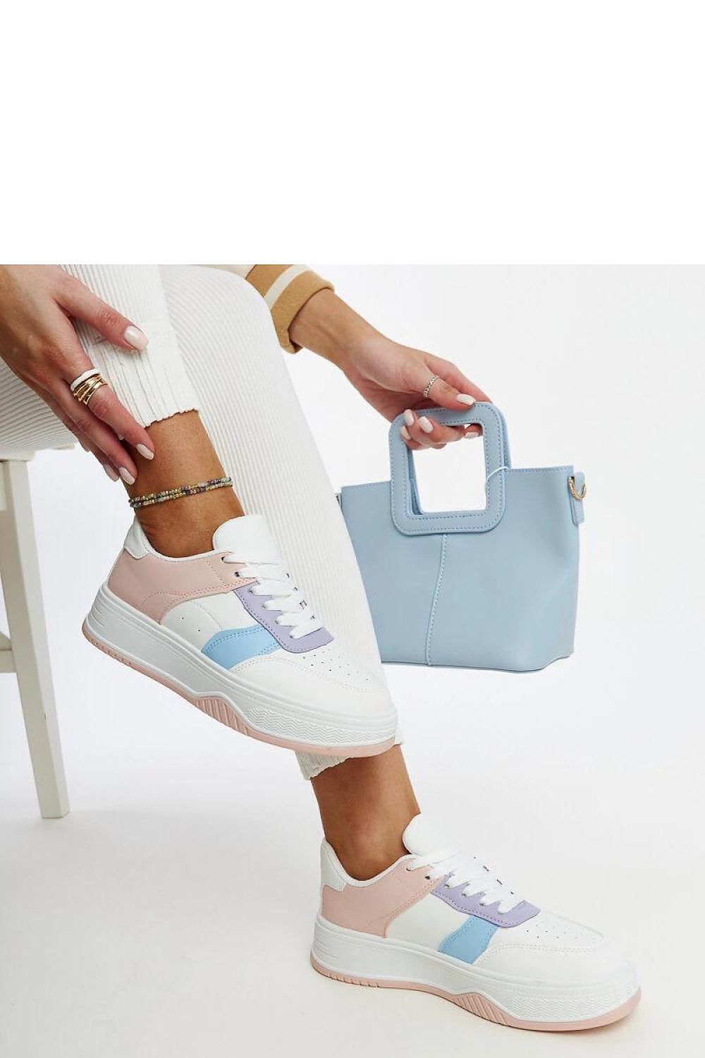 Baskets model 207408 Solea