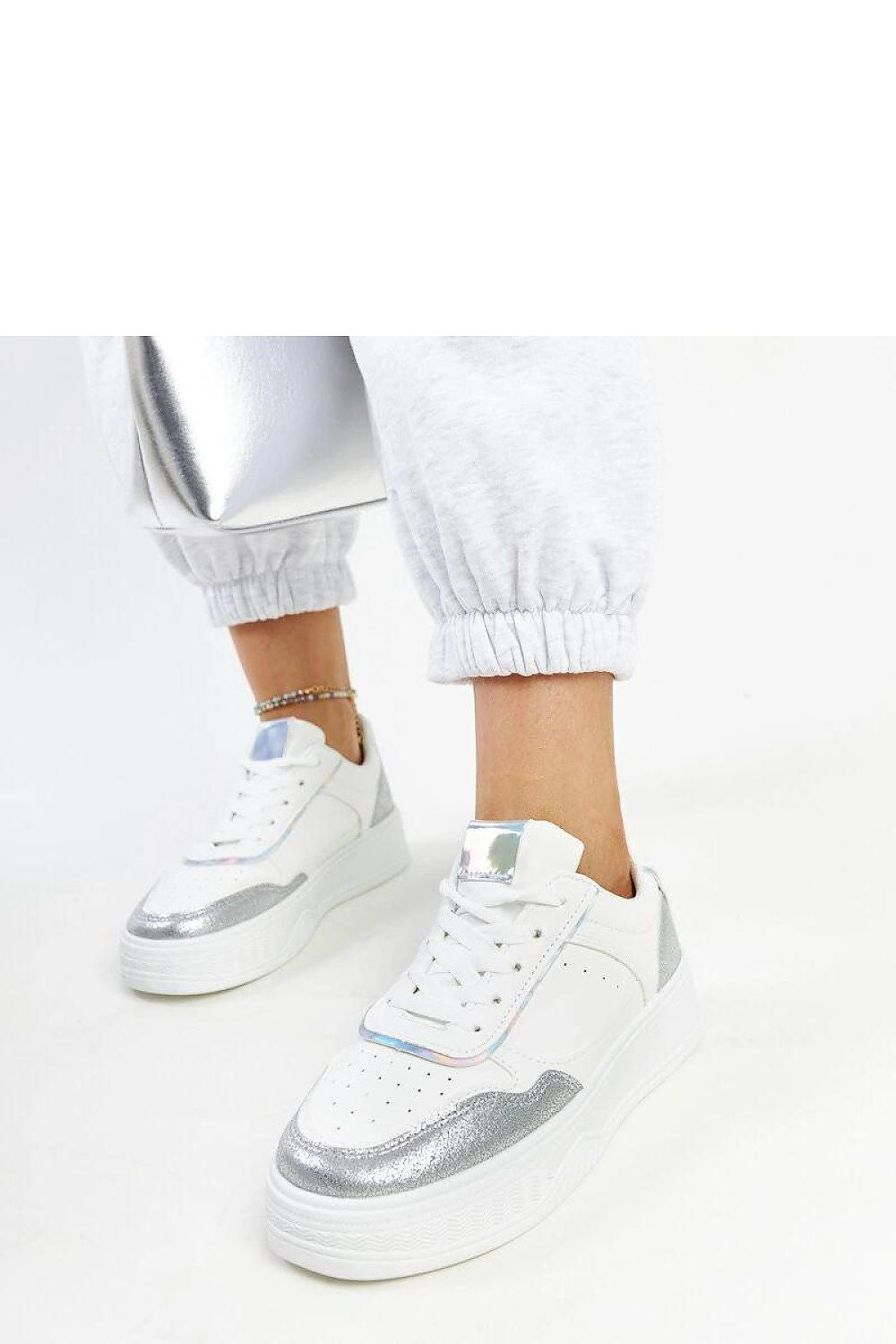 Baskets model 207411 Solea