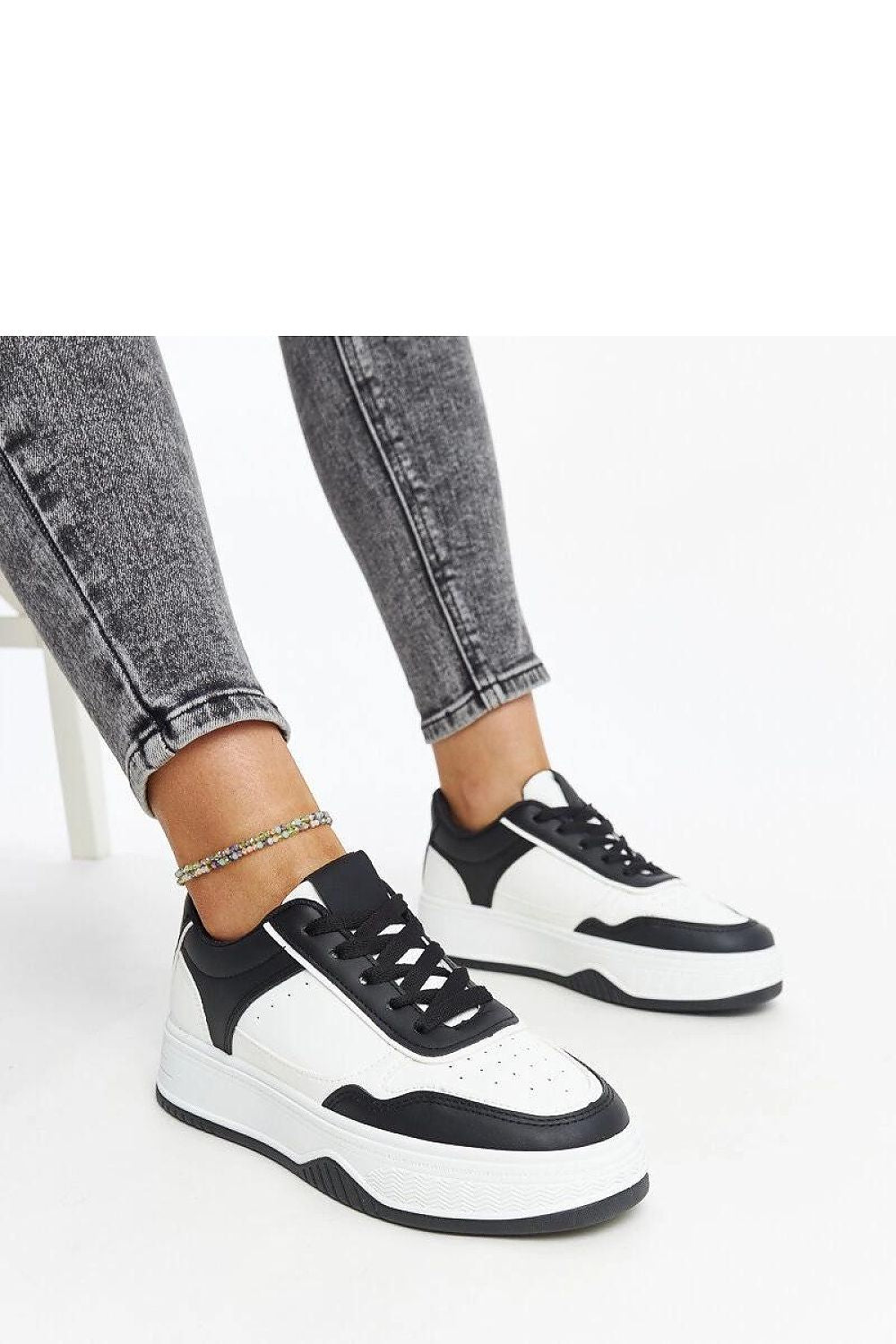 Baskets model 207412 Solea