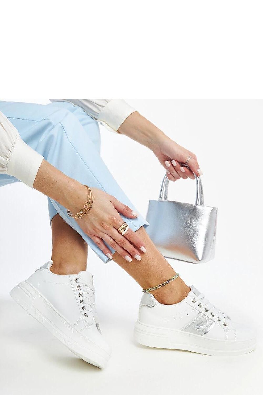 Baskets model 207430 Solea