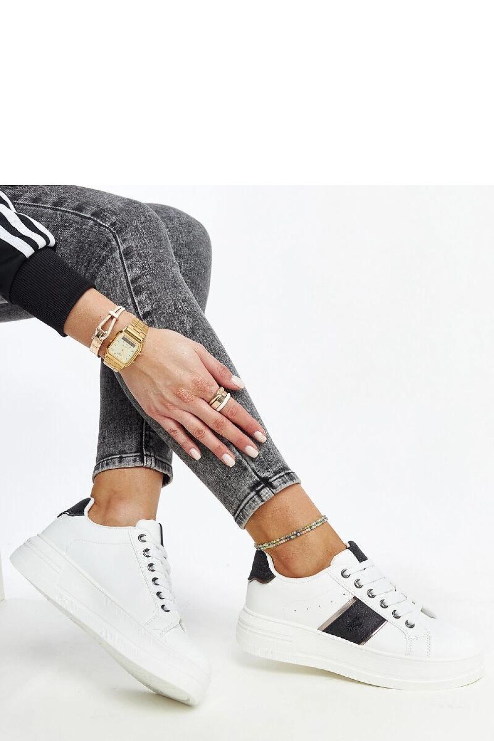 Baskets model 207431 Solea