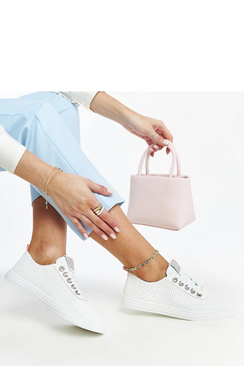 Baskets model 207451 Solea