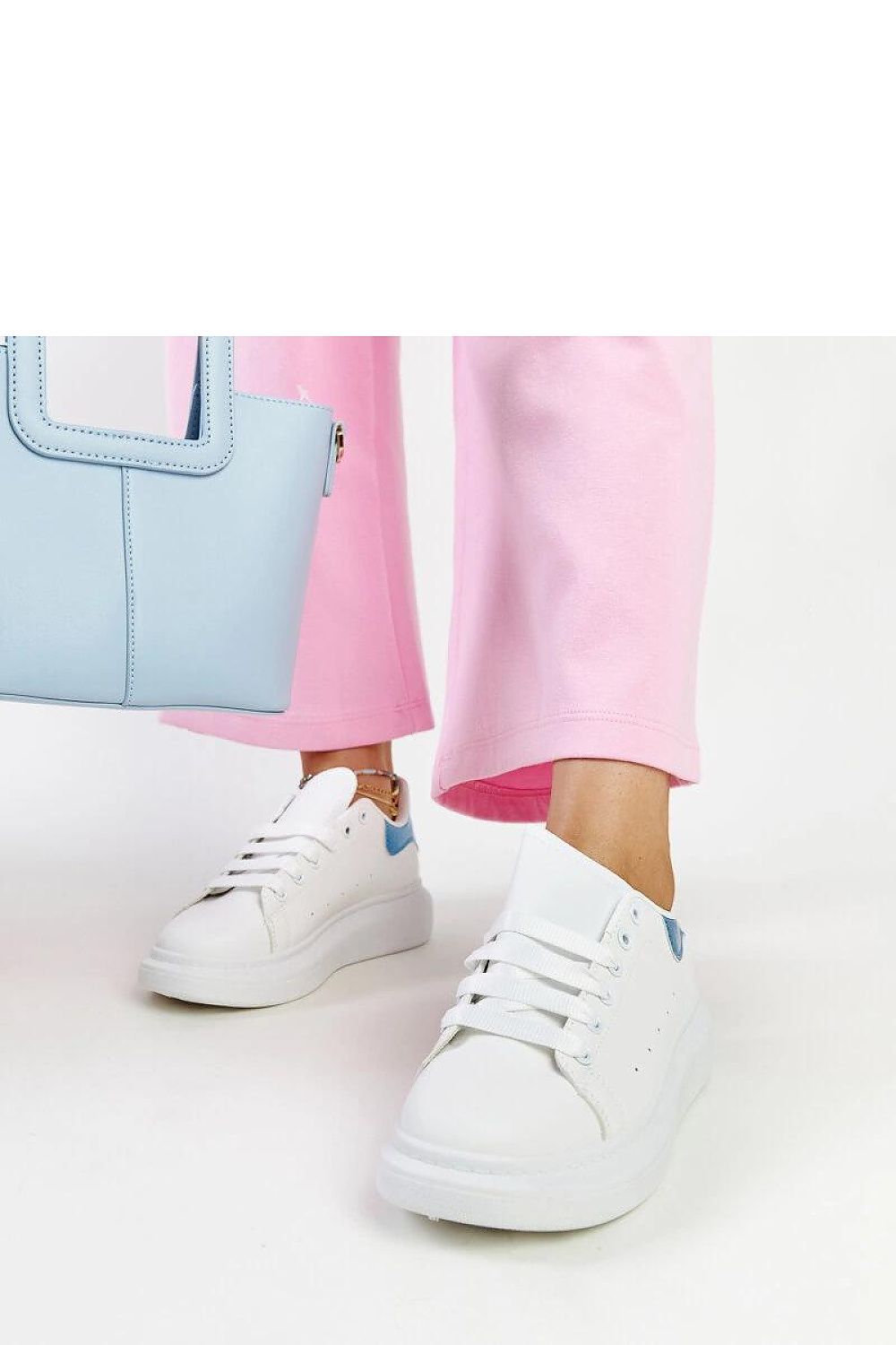 Baskets model 207496 Solea