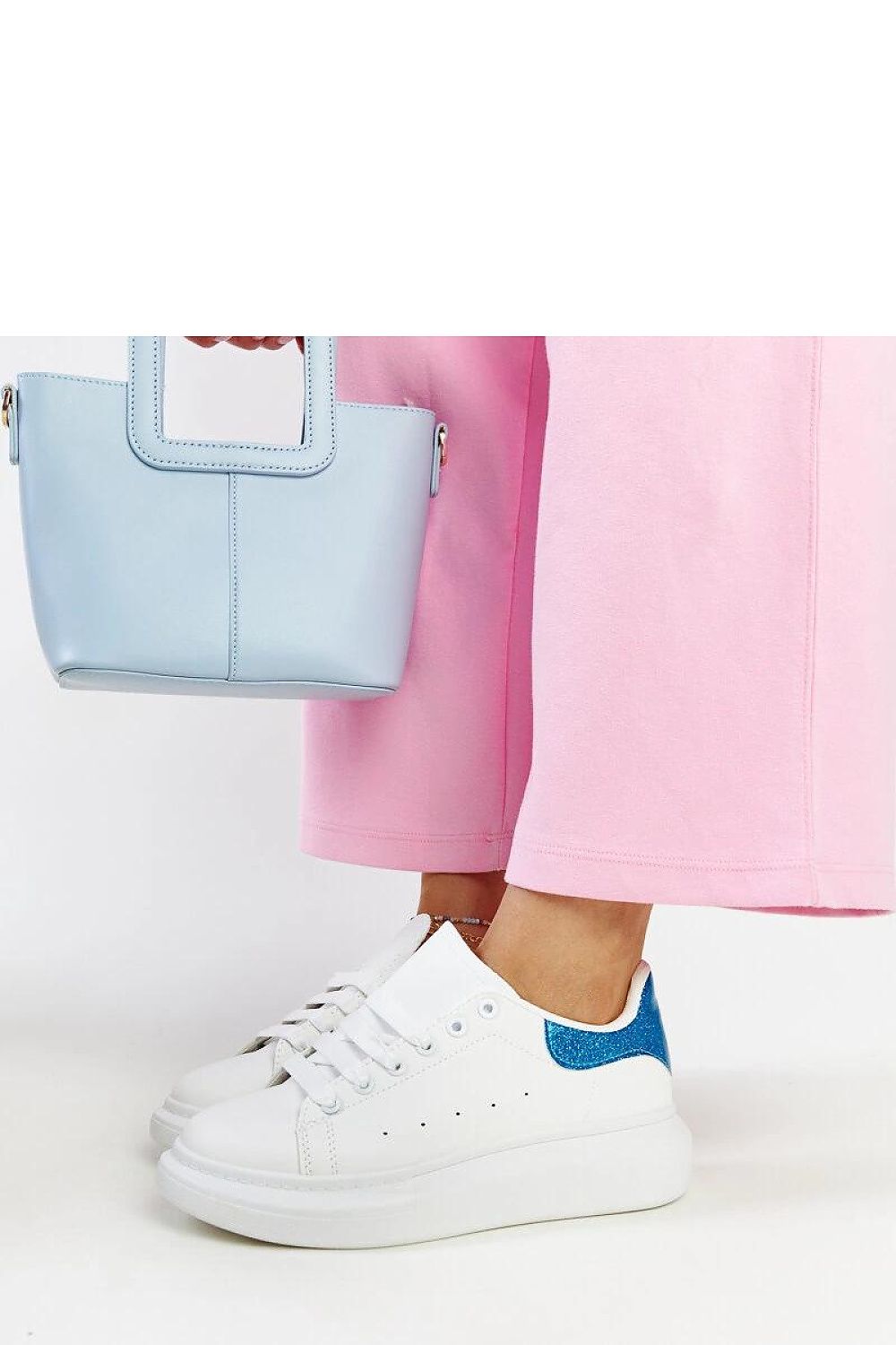 Baskets model 207496 Solea