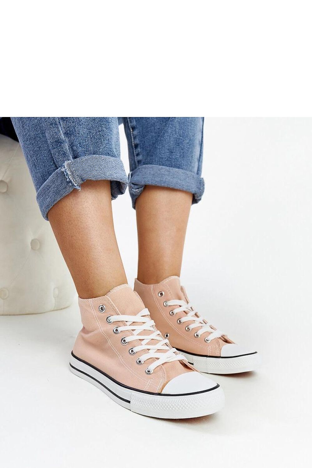 Baskets model 207502 Solea