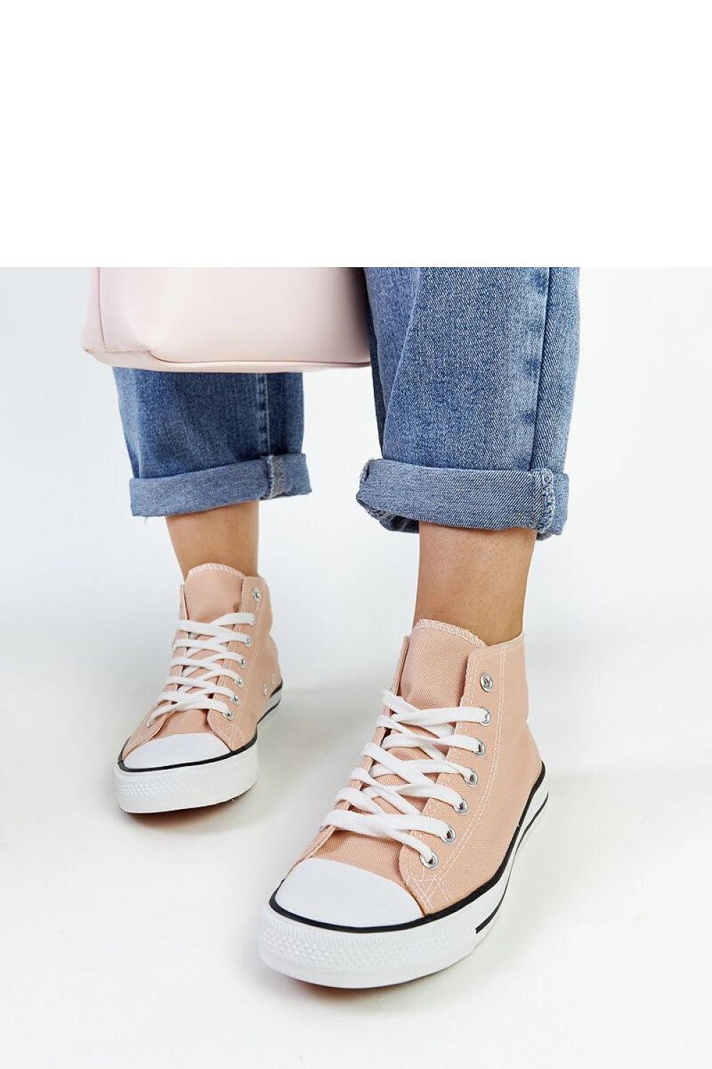 Baskets model 207502 Solea