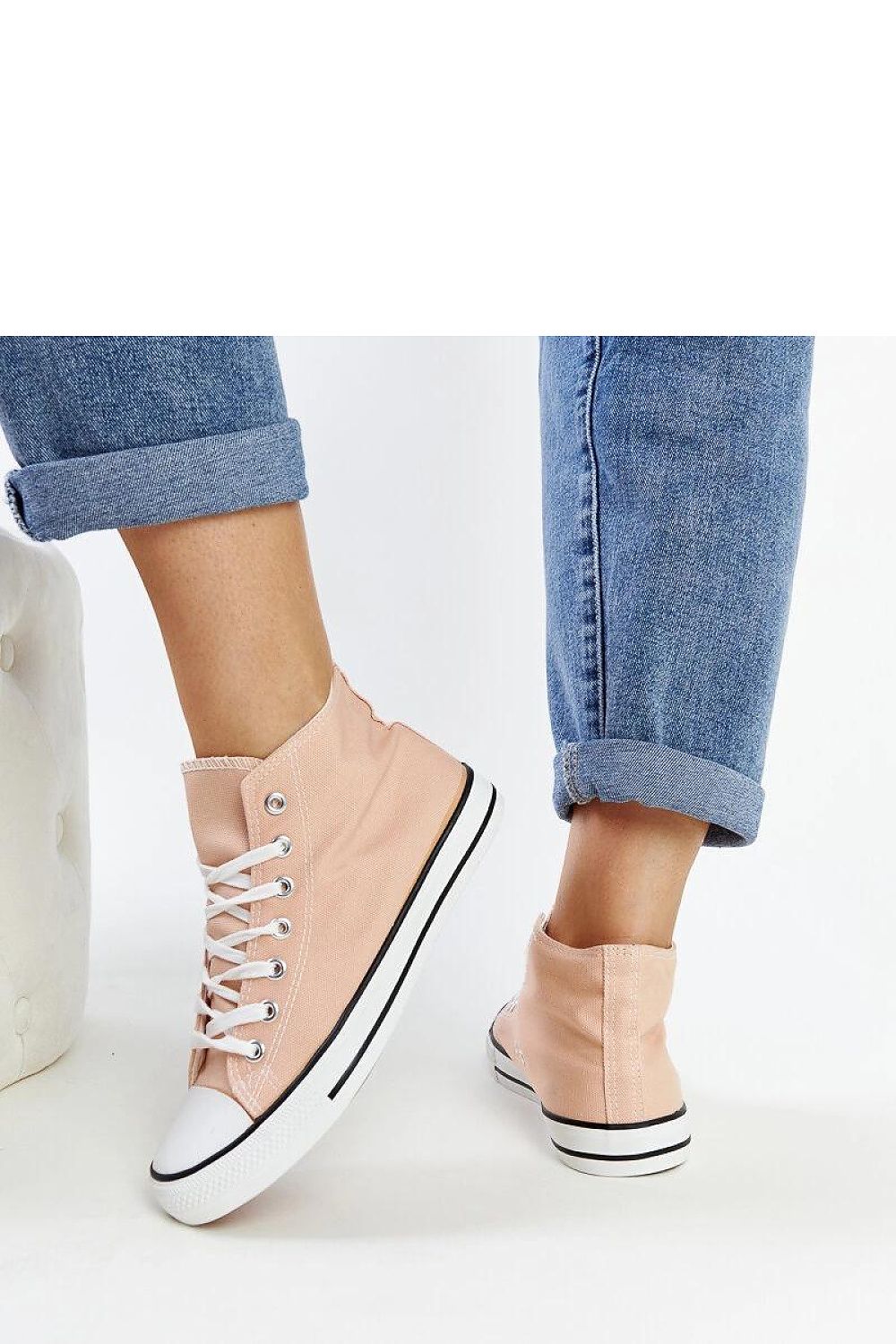 Baskets model 207502 Solea